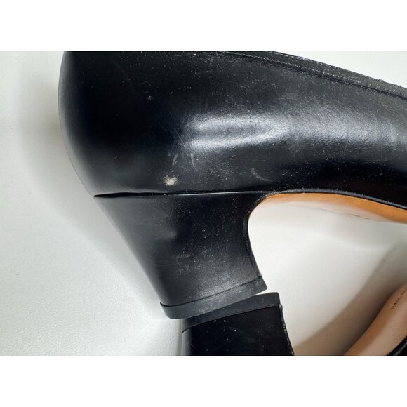 Salvatore Ferragamo Women's Black Leather Pumps Size 7 B - Picture 8 of 16
